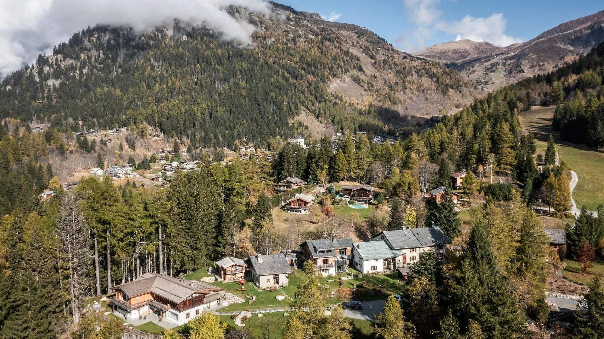 Chalet Aman Argentiere Chamonix - By Emerald Stay