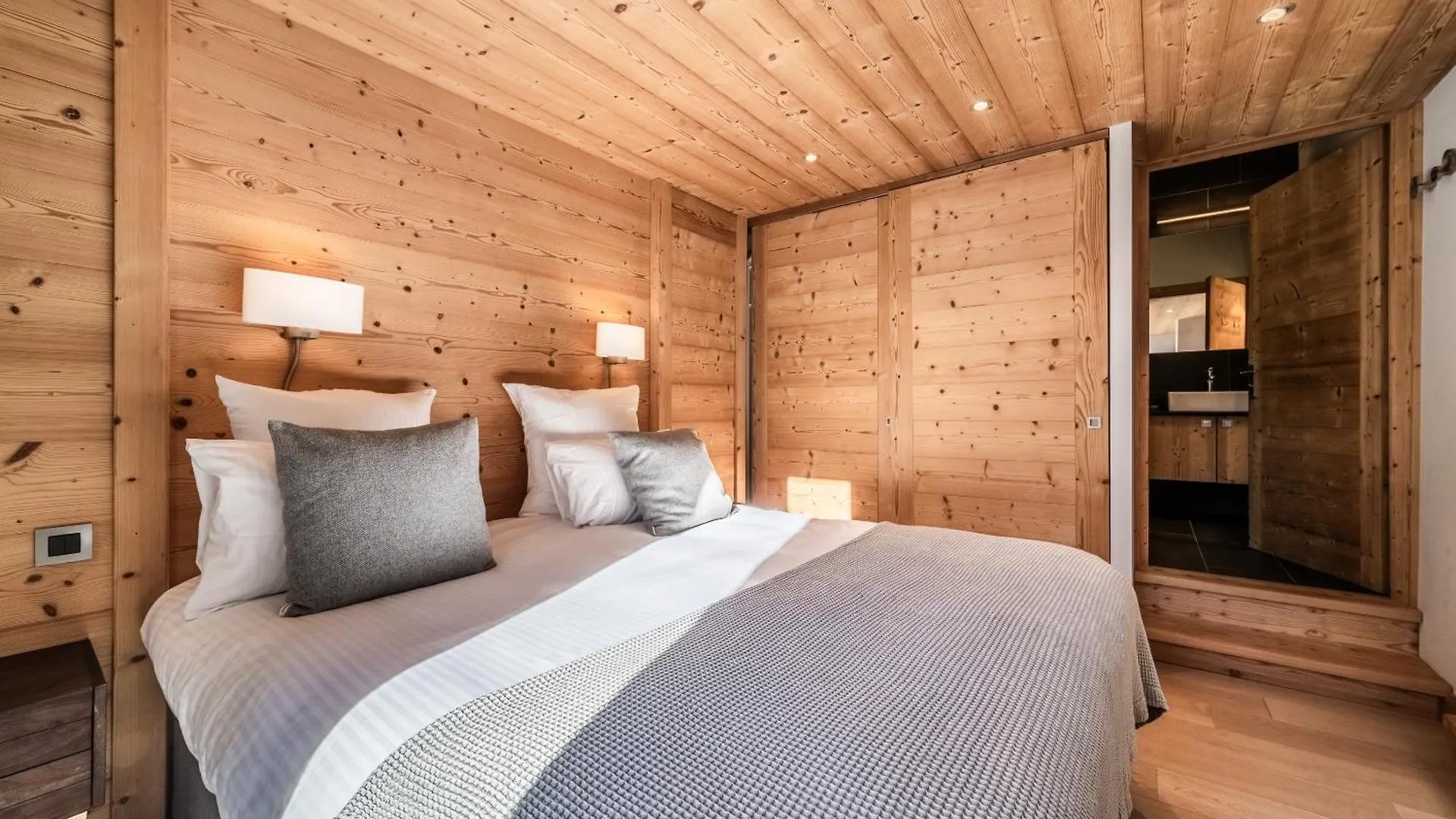 Chalet Aman Argentiere Chamonix - By Emerald Stay
