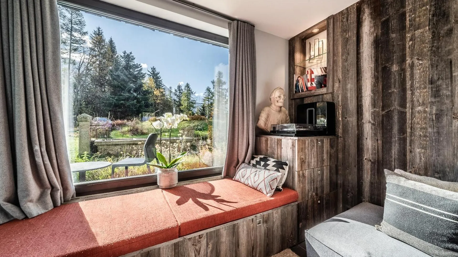 Chalet Aman Argentiere Chamonix - By Emerald Stay